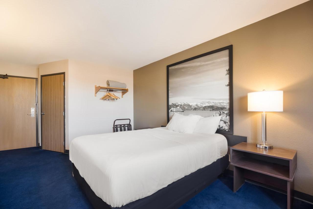 Americas Best Value Inn Спаркс Екстериор снимка