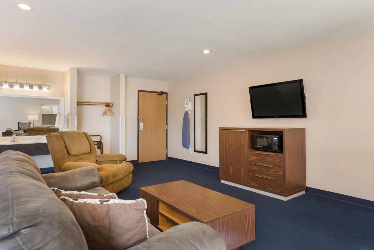 Americas Best Value Inn Спаркс Екстериор снимка