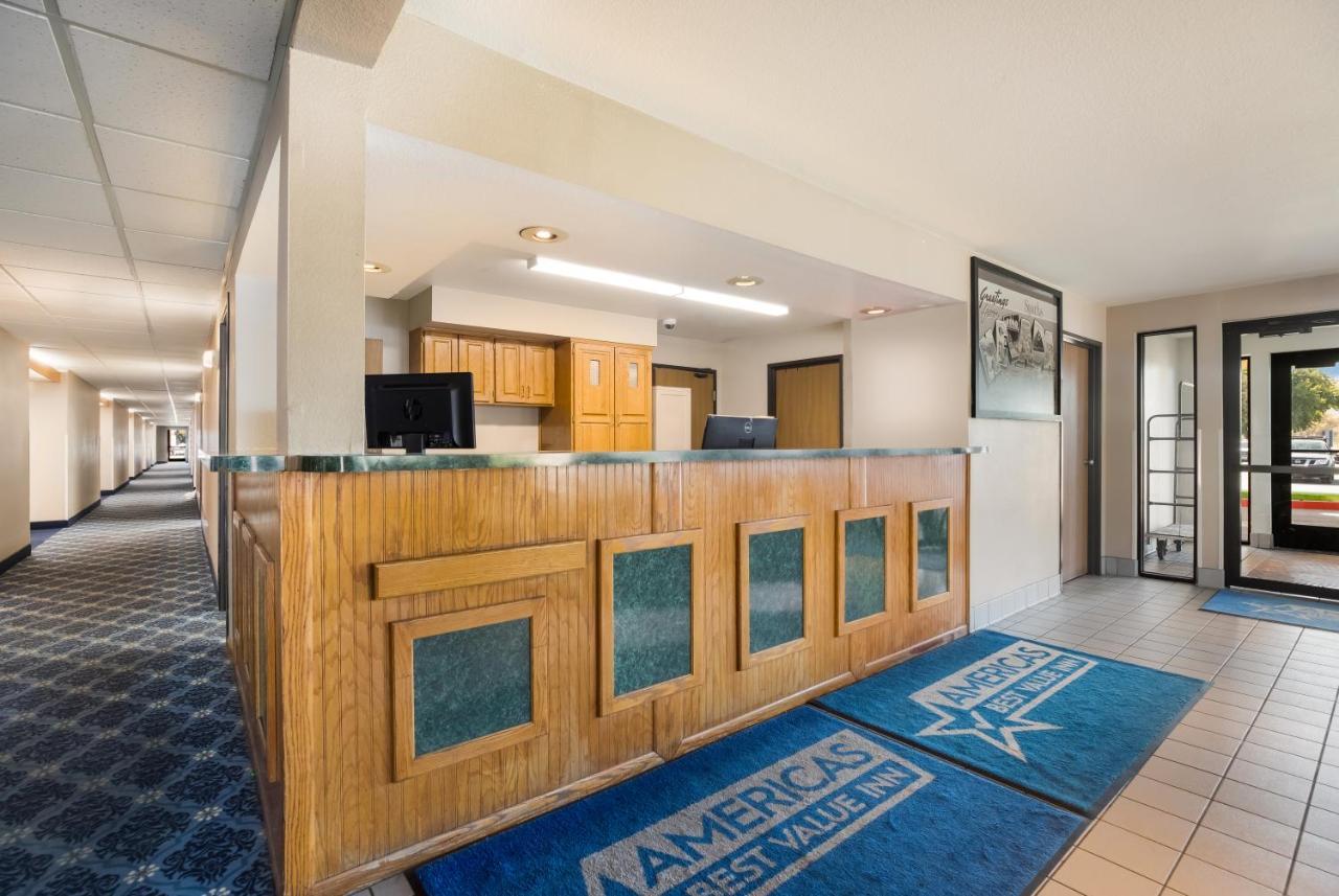 Americas Best Value Inn Спаркс Екстериор снимка